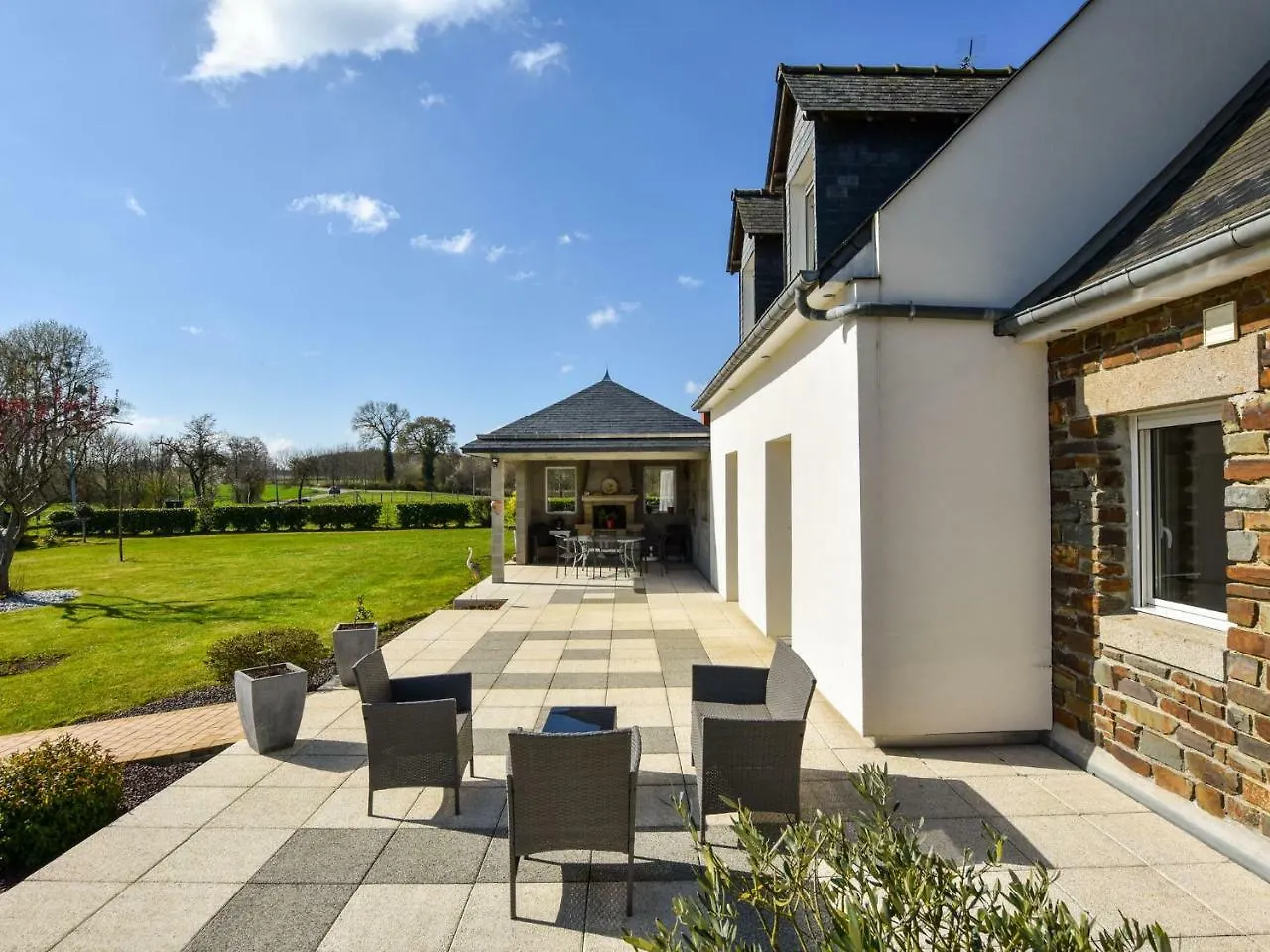 Nice Holiday Home In Epiniac With Garden